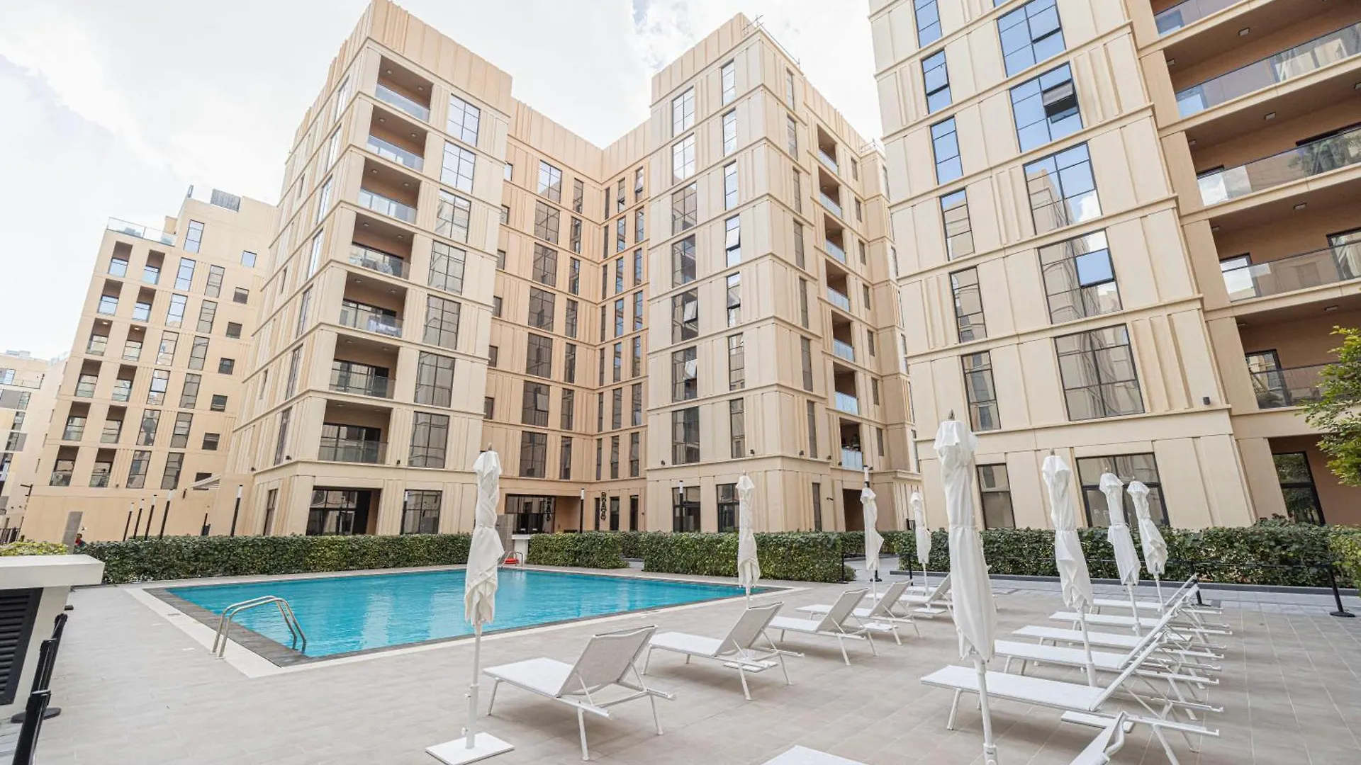 1Br Apartment With Balcony - 9 Mins To Sharjah Airport - Balcony Breeze Emirados Árabes Unidos
